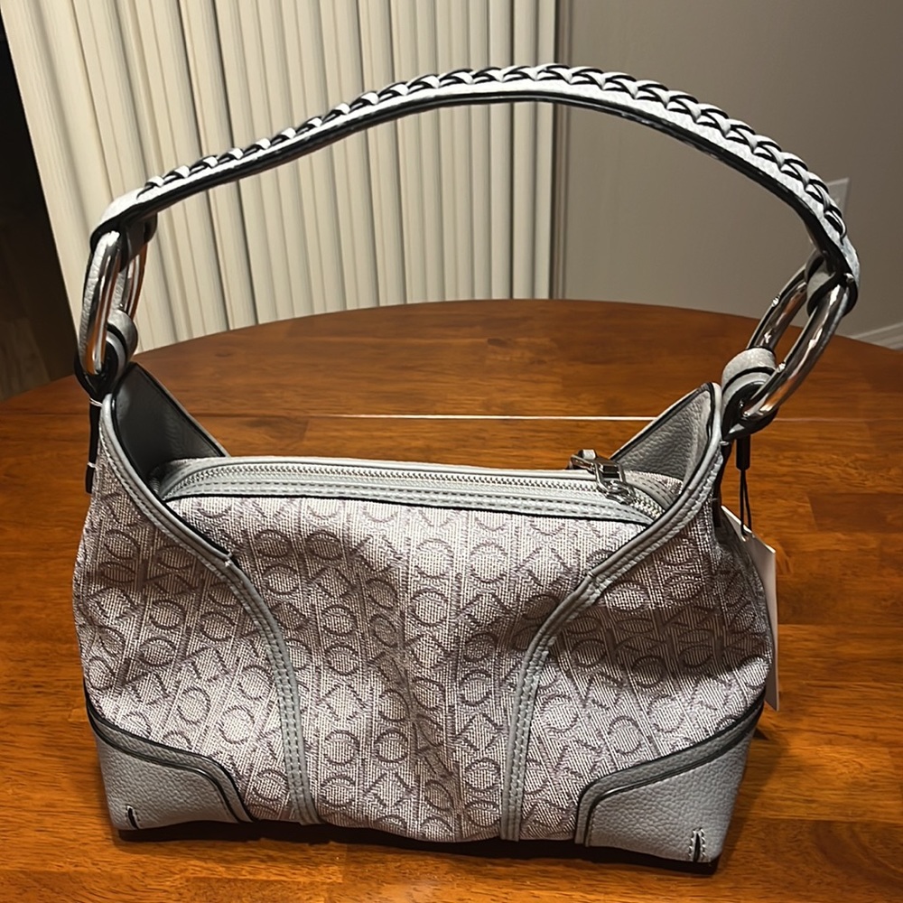 Calvin Klein handbag - Picture 4 of 7